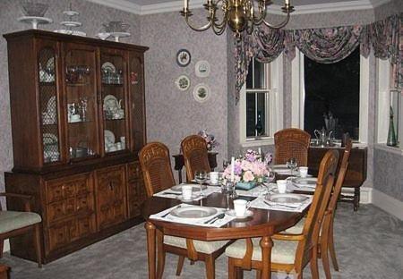Angel House Bed And Breakfast Creemore ภายนอก รูปภาพ